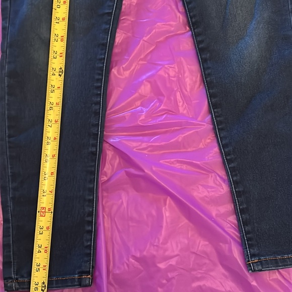 Very soft stretch jeans - Picture 10 of 12